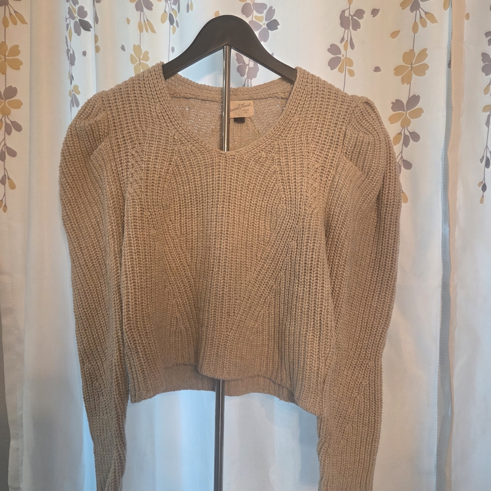 Chic And Vintage Tan‎ Knit Crewneck Sweater with Puff Shoulders- Size Small